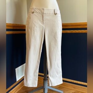 Ann Taylor LOFT Julie Khaki Capri Pants 00P